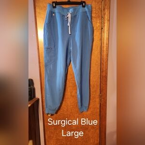 Figs Womens Jogger Scrubs